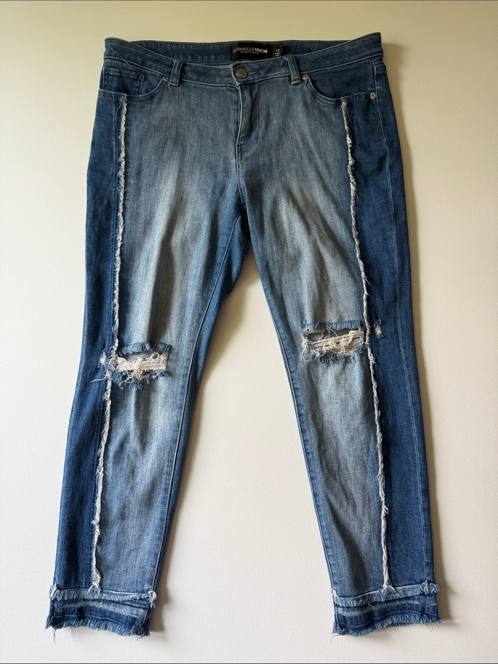 Gabrielle Union Women’s Two-Tone Blue Skinny Jeans with Distressed Knees - 10